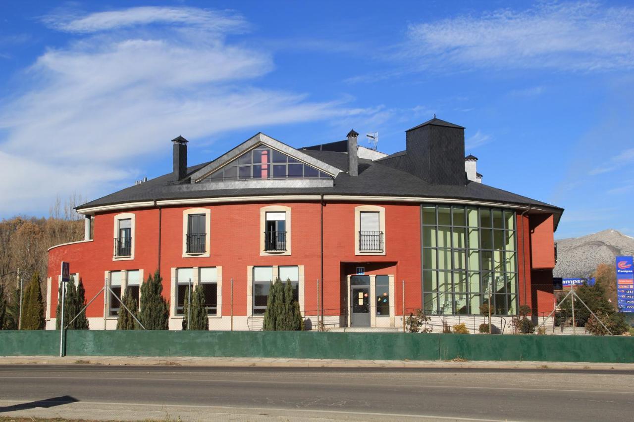 Hotel Tremazal Guardo Exterior photo